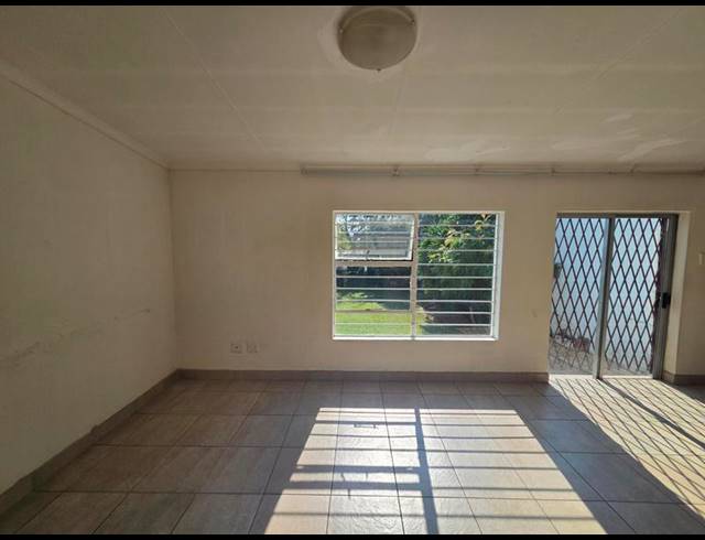 2 BEDROOM PROPERTY TO RENT IN BUCCLEUCH